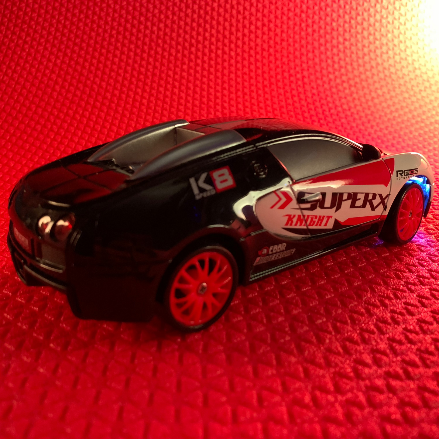 BUGATTI czarno-biały