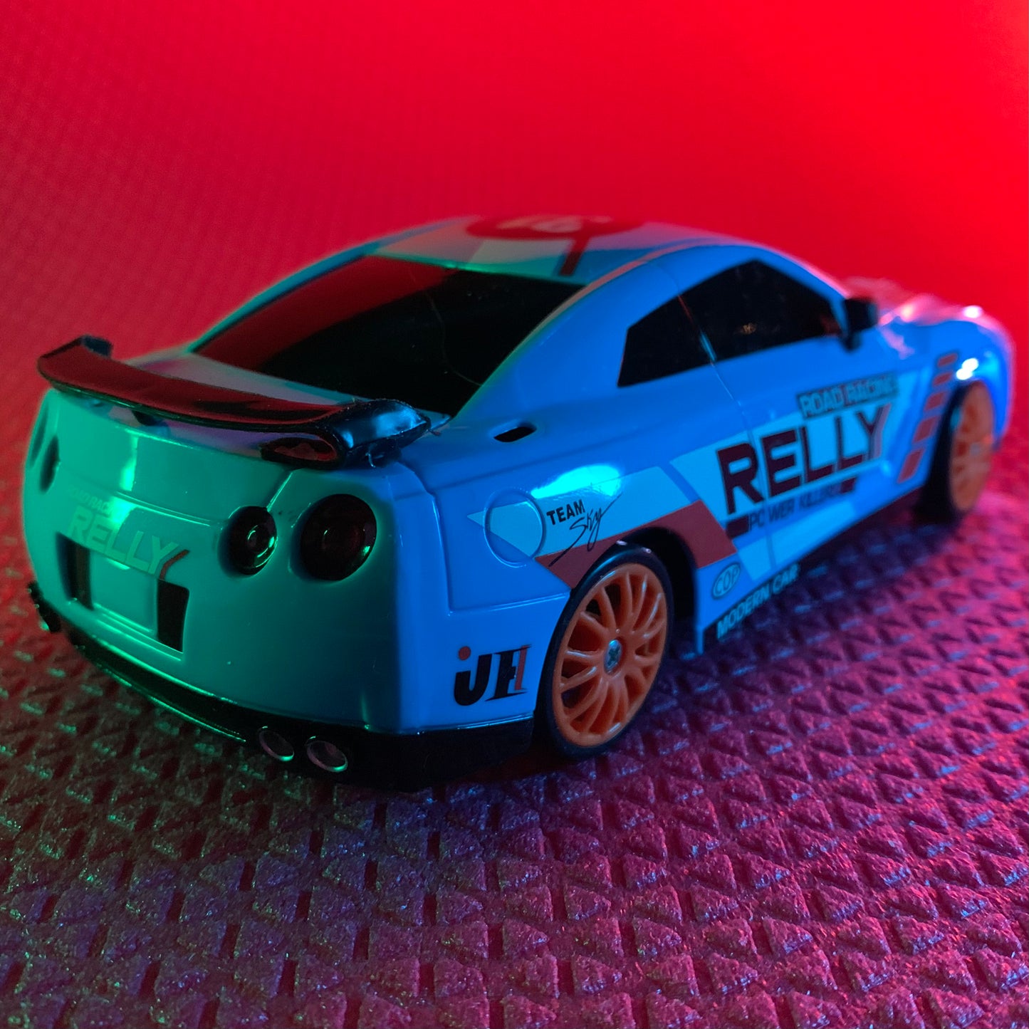 NISSAN GTR niebieski